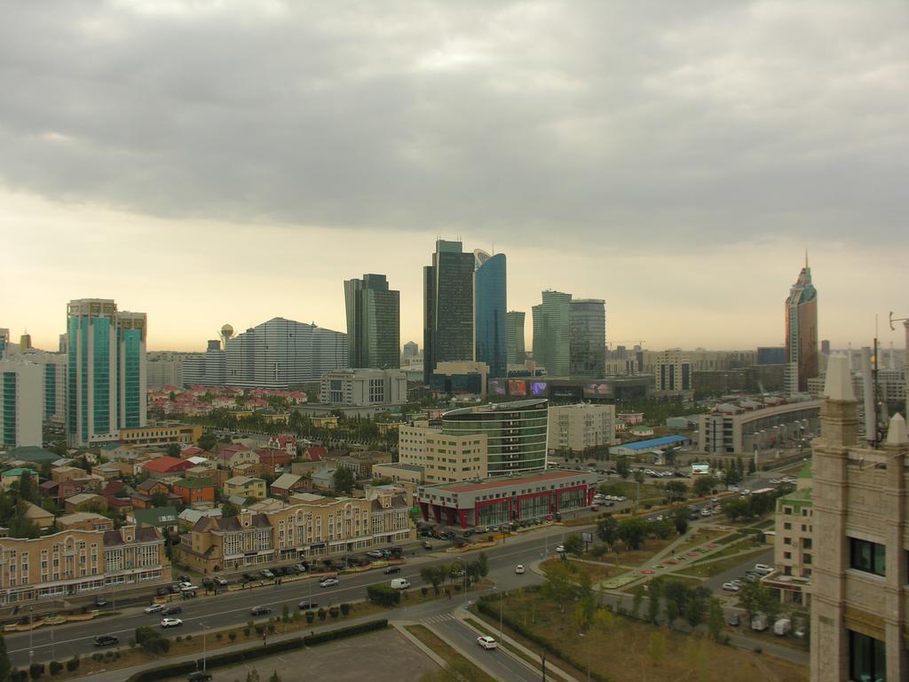 Triumph Astana Hostel Eksteriør bilde