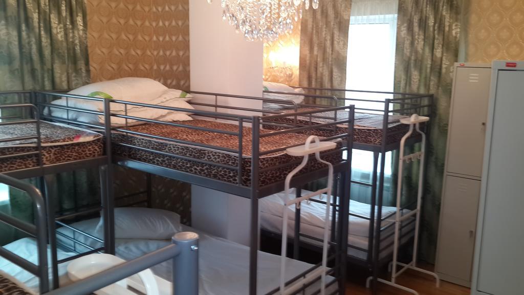 Triumph Astana Hostel Rom bilde